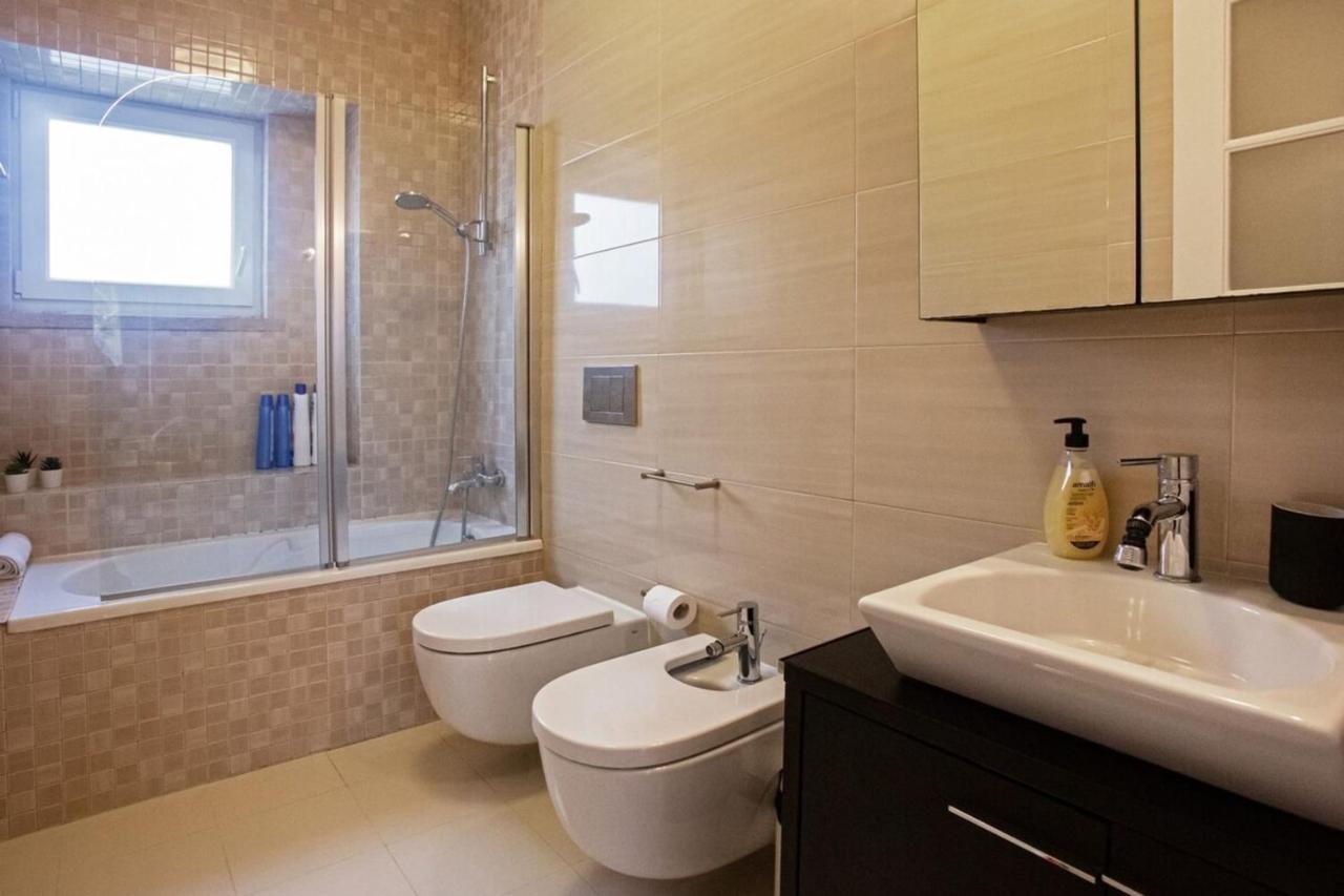 Cosy 1 Bedroom Apartment In Belem Lisboa Exterior foto